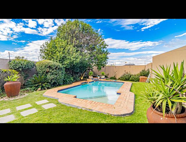 4 BEDROOM HOUSE FOR SALE IN MAYFIELD PARK